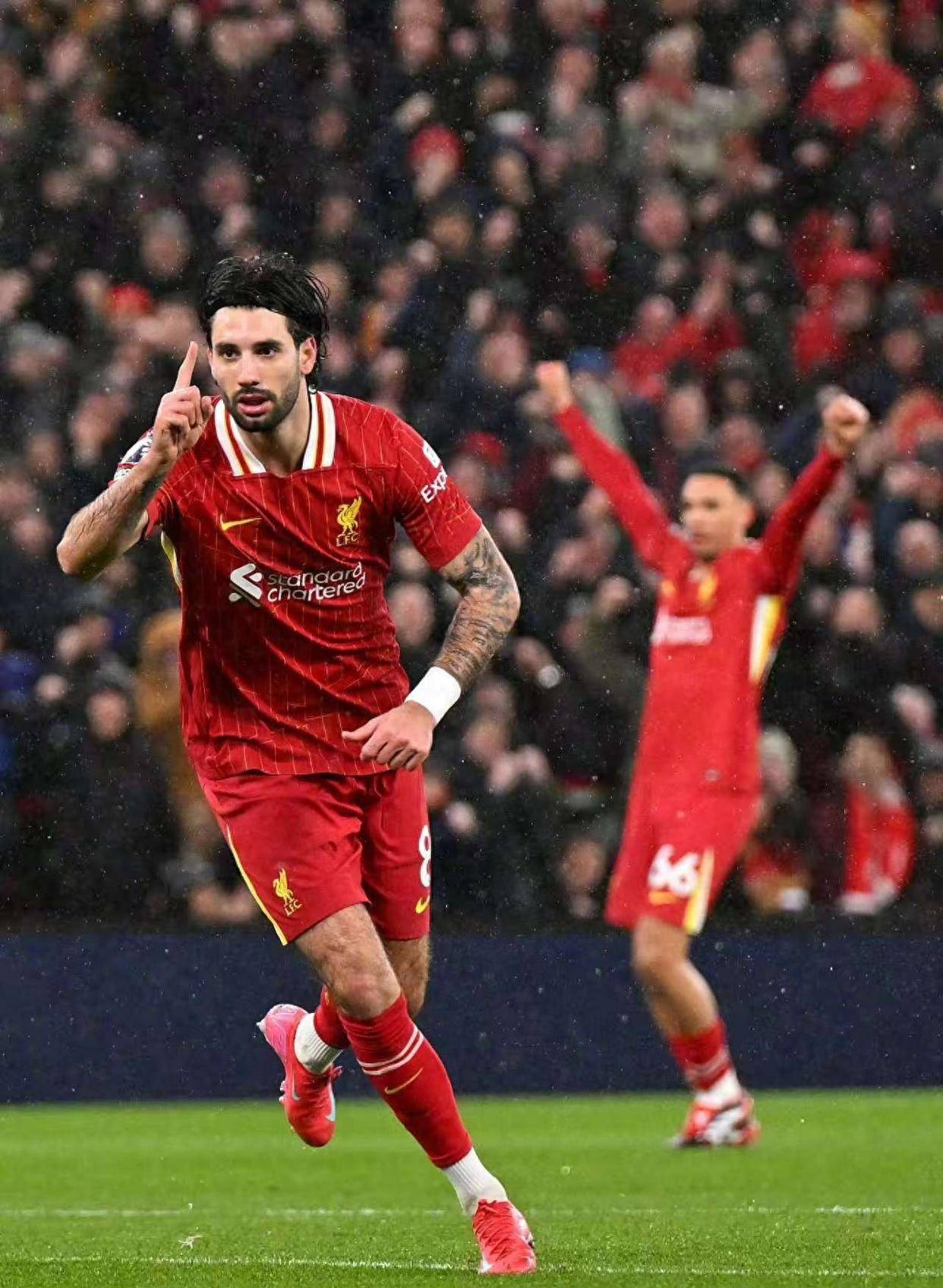 星空体育官方入口-曼联表现稳健，球队训练态势良好迎接未来挑战的简单介绍