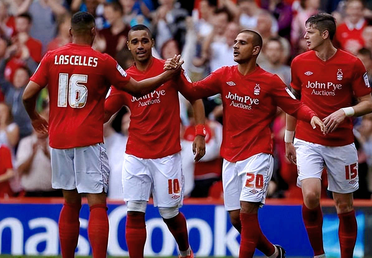 星空体育官网登录网址-关于利兹联勇夺三分，不畏强队再接再厉的信息