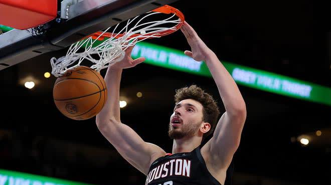 星空体育链接-新星表现抢眼，成为球队中流砥柱的简单介绍