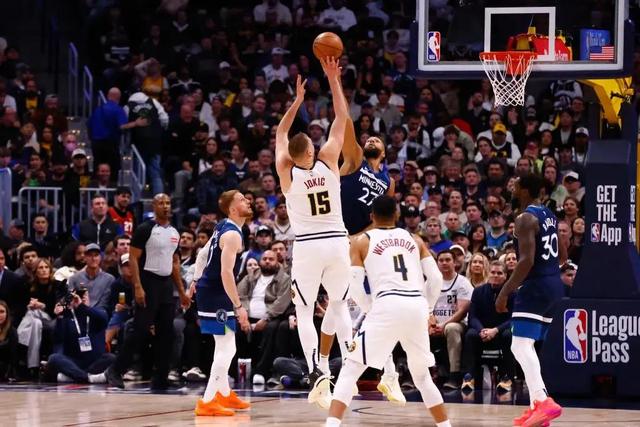 星空体育中国官网-快船客场击败凯尔特人，实现反弹