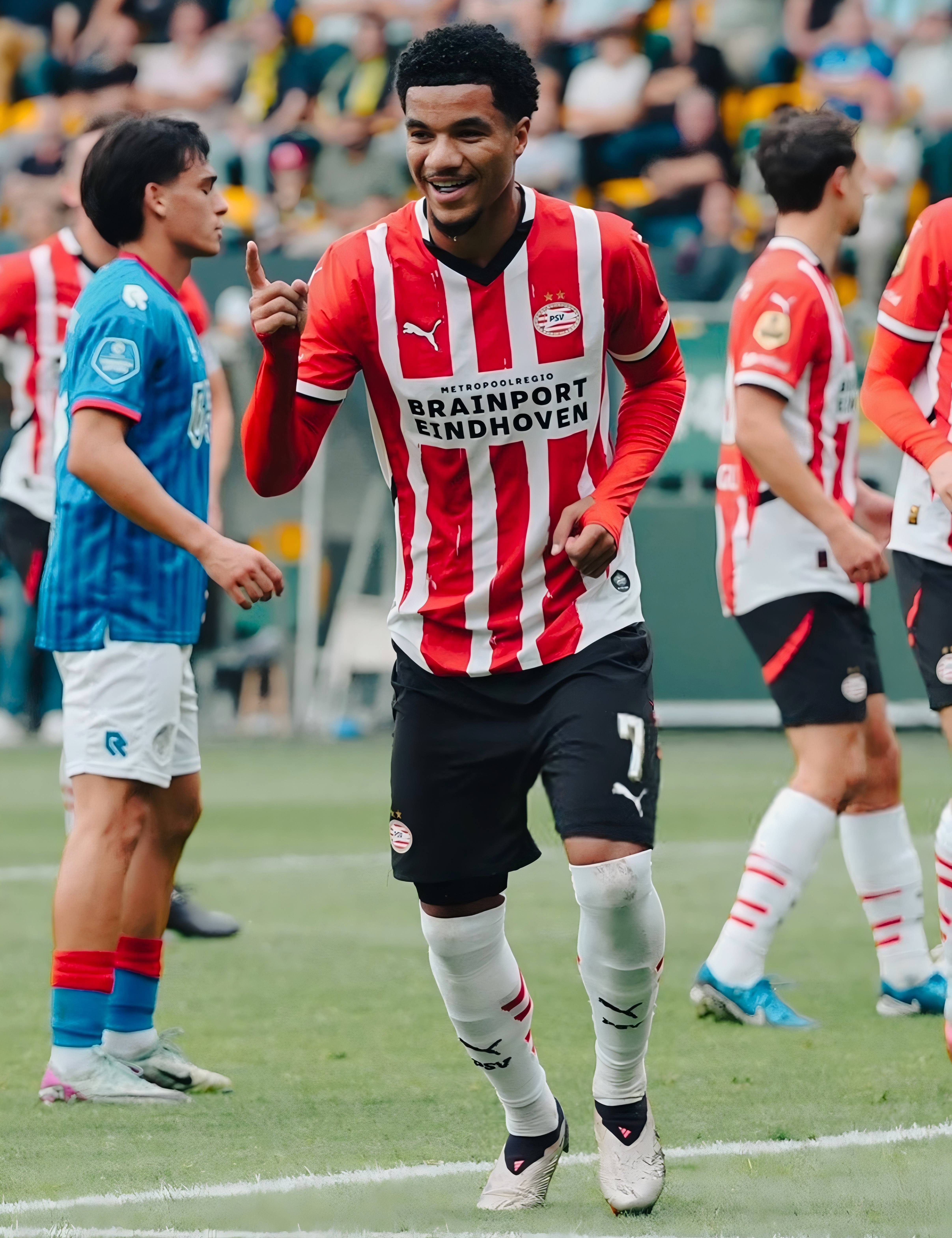 星空体育官方登录入口-北美杯：美国队大胜墨西哥队晋级半决赛的简单介绍