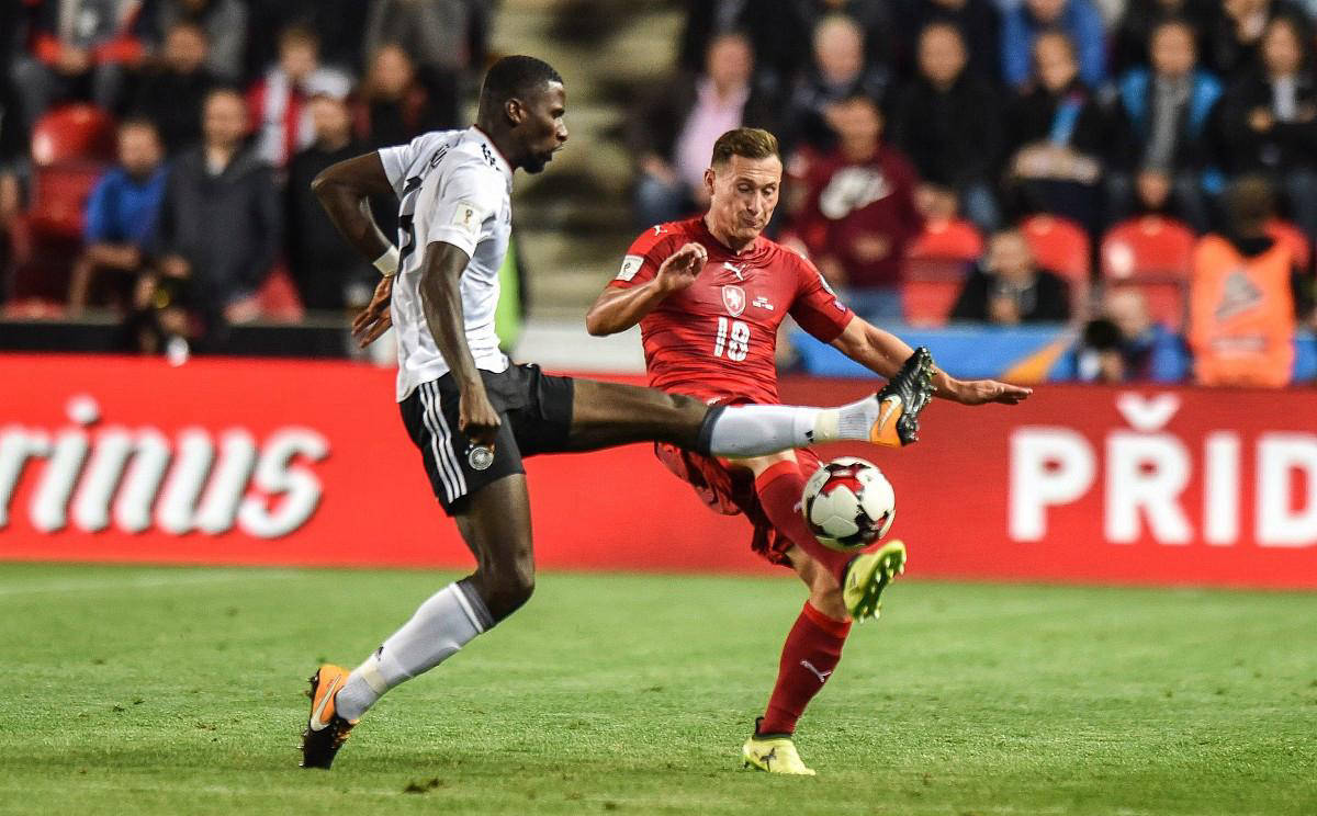 北马其顿客场险胜斯洛文尼亚,晋级机会渺茫 北马其顿客场险胜斯洛文尼亚,晋级机会渺茫