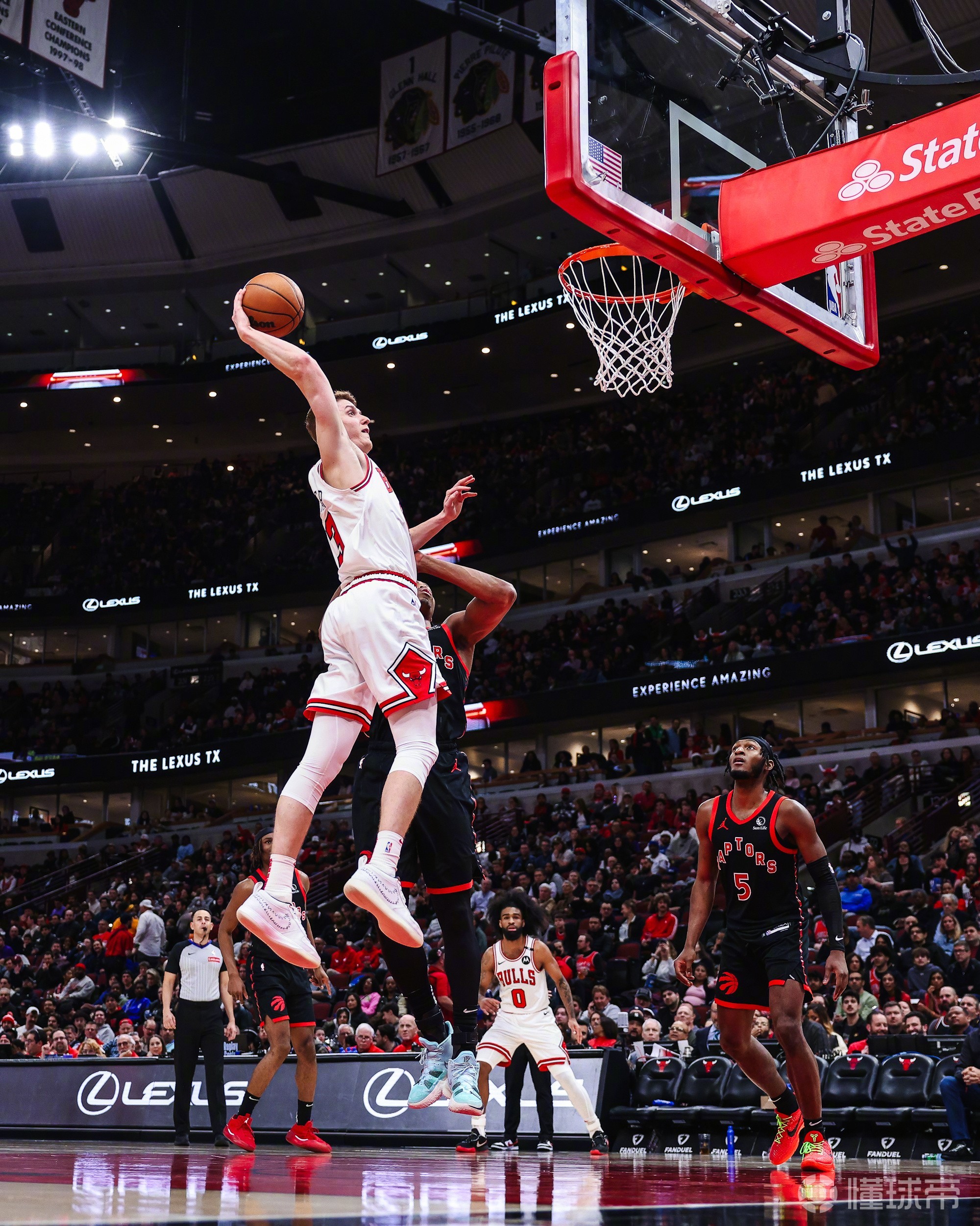 猛龙队长表示将努力保持领先,争取晋级季后赛 猛龙队长表示将努力保持领先,争取晋级季后赛