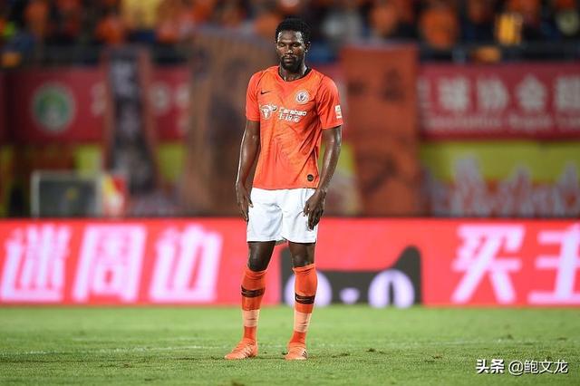 天津泰达客场痛失三分，跌至积分榜下游的简单介绍