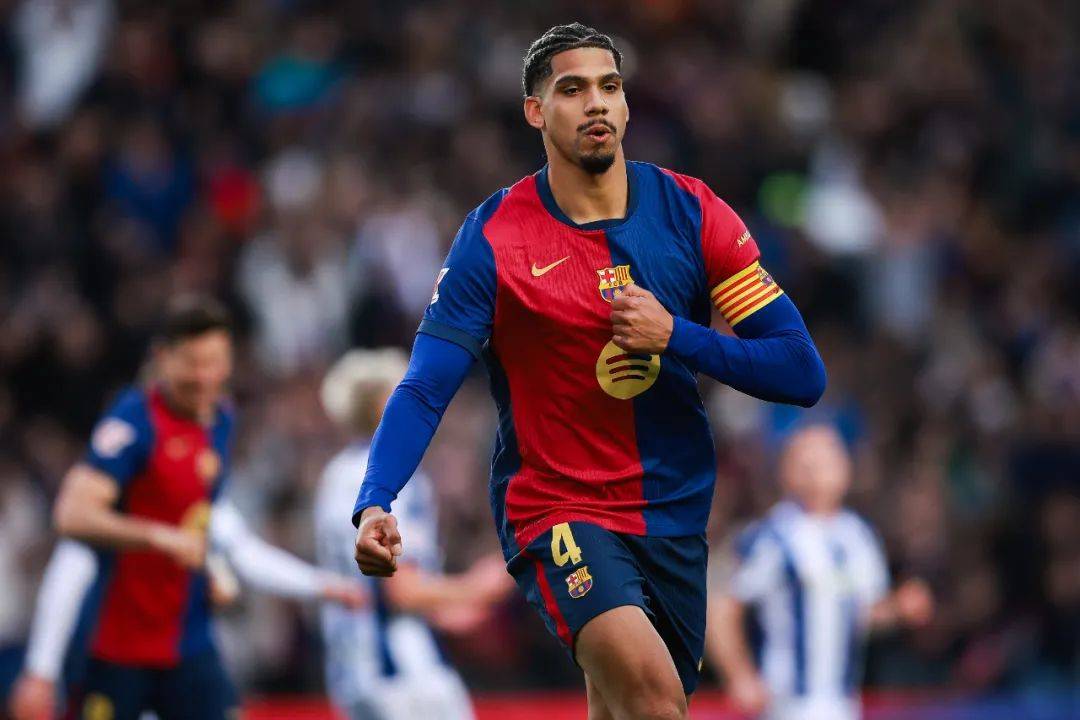 巴萨大胜皇家社会，强势升至积分榜首的简单介绍