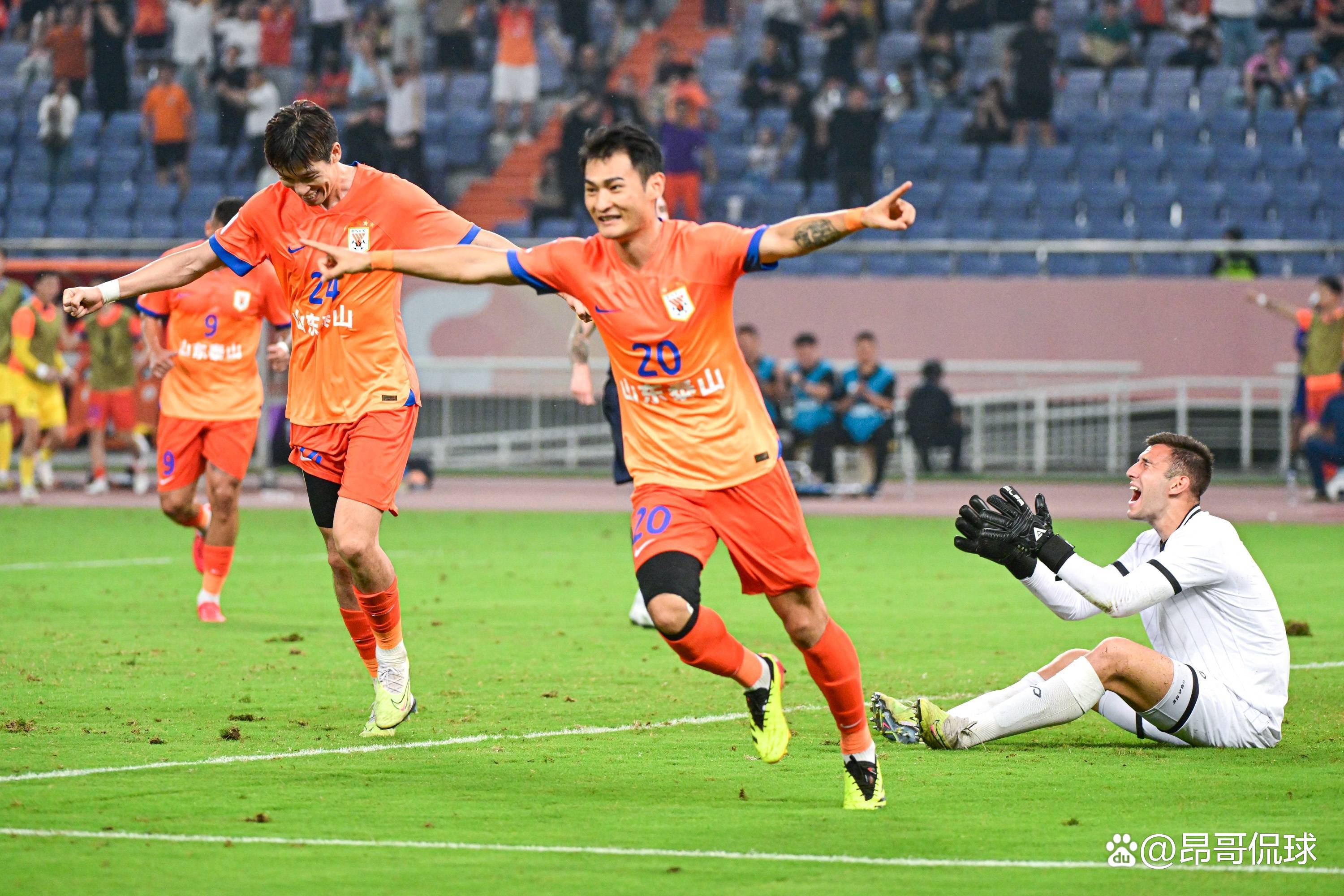 包含国际明星球员开赛,球场上风起云涌的词条 包含国际明星球员开赛,球场上风起云涌的词条