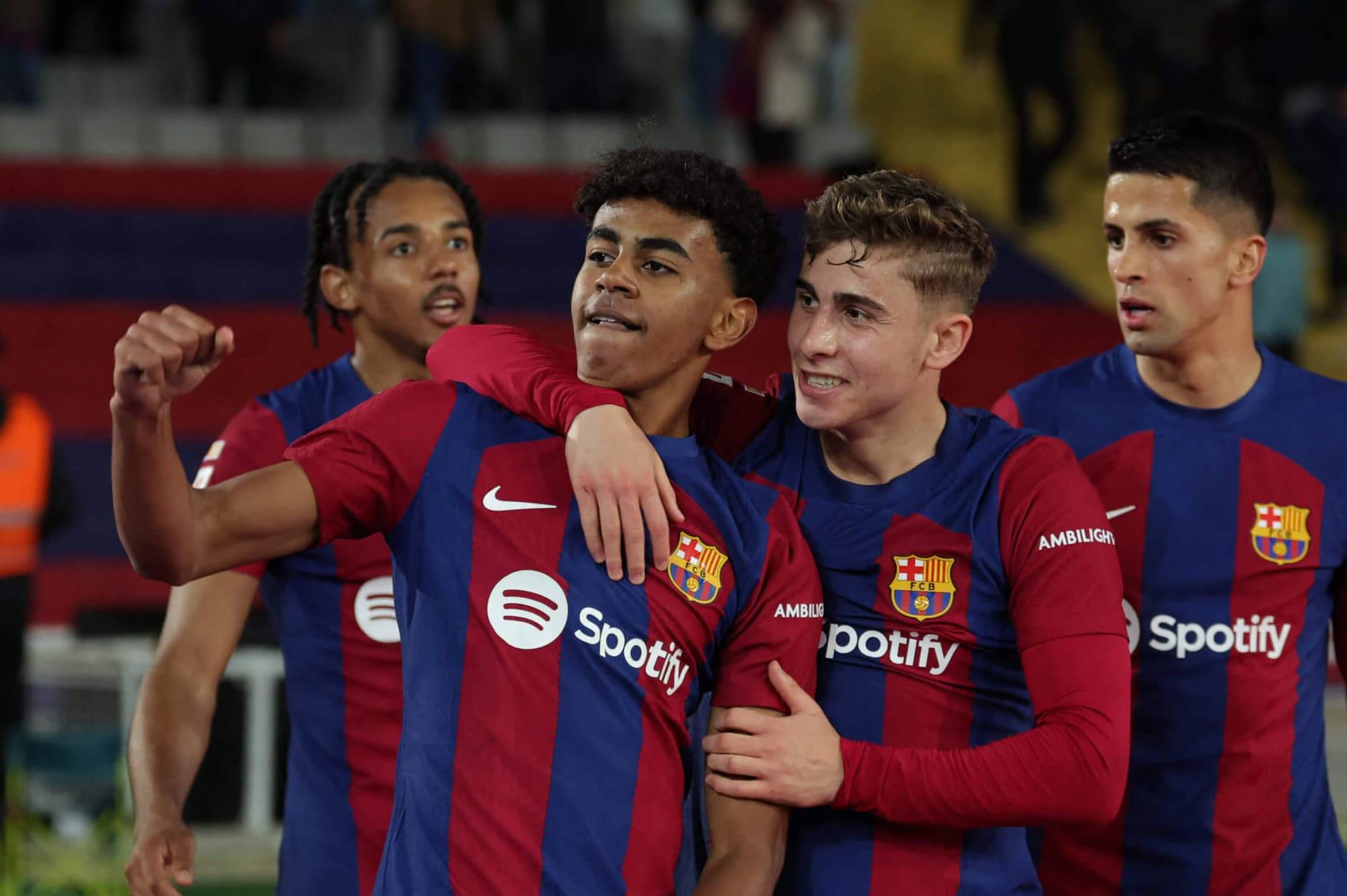 包含巴塞罗那官方宣布签下巴黎中场为何这位球员能给巴萨带来不同风格的比赛?的词条 包含巴塞罗那官方宣布签下巴黎中场为何这位球员能给巴萨带来不同风格的比赛?的词条