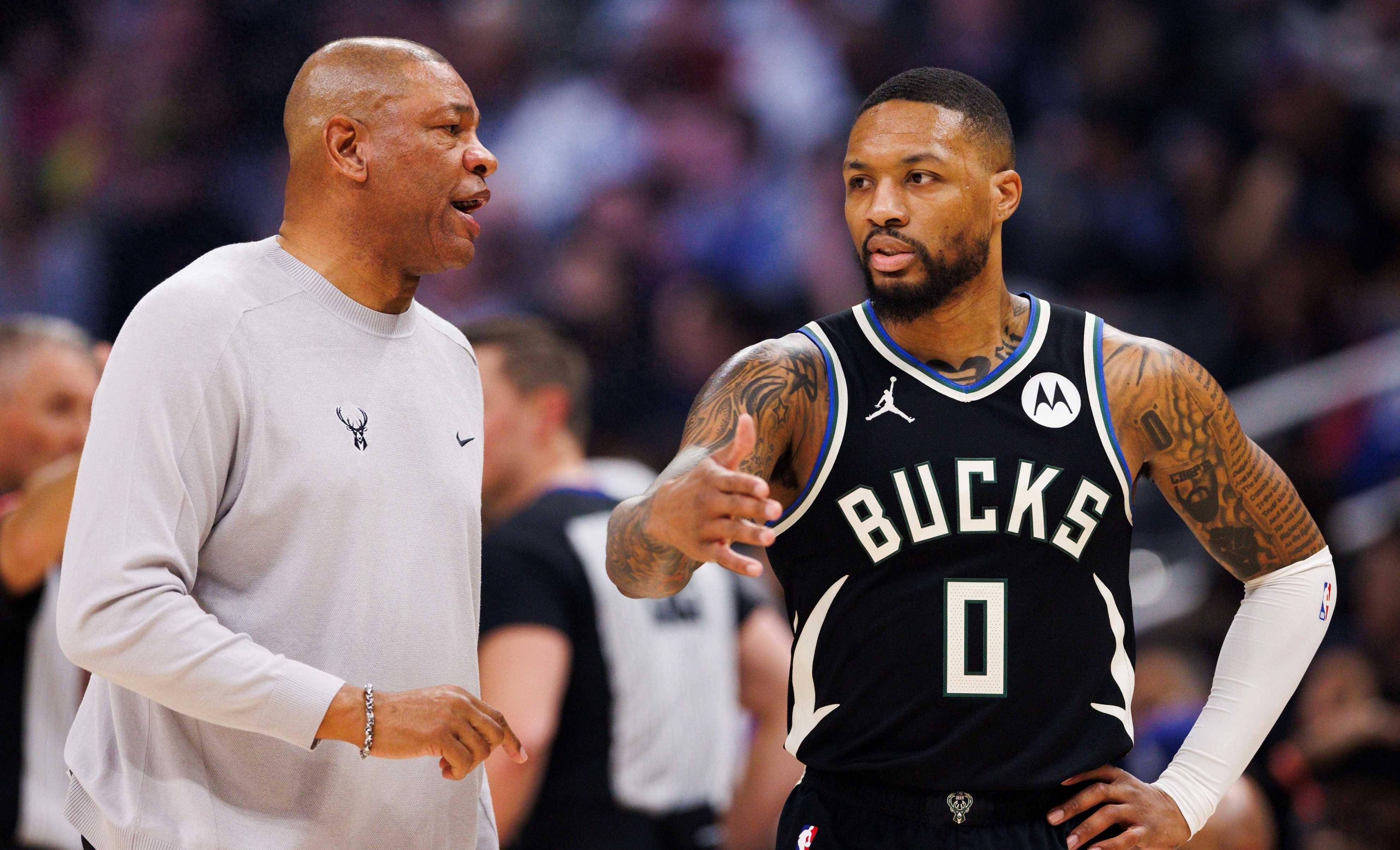 雄鹿队集体努力,成功战胜对手 雄鹿队集体努力,成功战胜对手