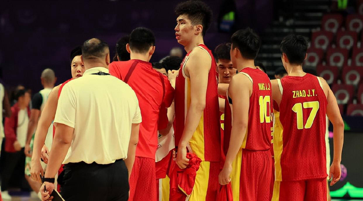 韩国男篮表现抢眼，晋级四强