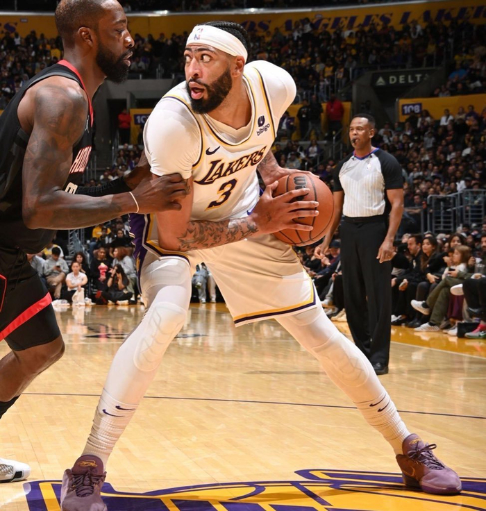 火箭客场击败湖人，豪取五连胜