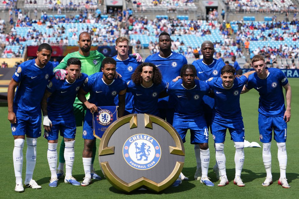 切尔西狭胜对手，全队掀起庆祝