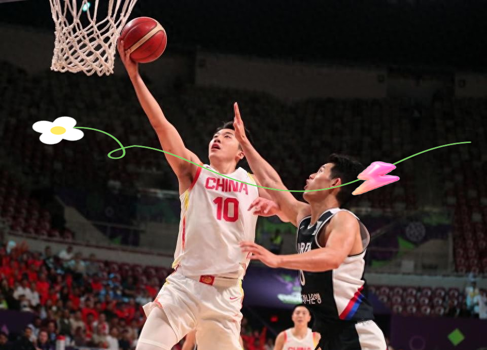 篮球新星赛场表现出色，球队成绩逐渐回升的简单介绍