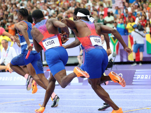 星空体育入口-活塞球员共同努力，迎接挑战的简单介绍